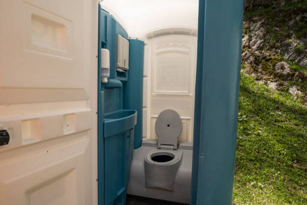 Best Portable restroom trailer rental  in Monument, CO